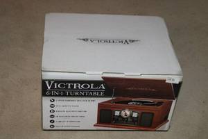 lot A-181 image: Victrola 6-in-1 Turntable with Bluetooth & CD Cassette Player