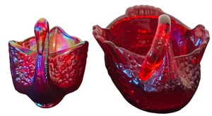 lot 38 image: Beautiful Vintage Imperial Fenton Ruby Red Glass Swan Baskets