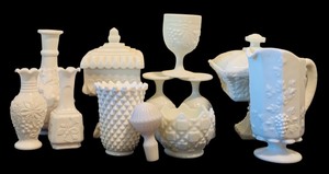lot 35 image: Collection of Vintage Milk Glass Pieces including Hobnail Pattern  Associated with Fenton Art Glass