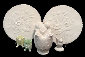 lot 107 image: Imperial Glass Rose Milk Glass Round Canape Serving Platter, Vintage Guernsey Bennett Indian Head Toothpick Holder & More