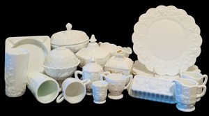 lot 77 image: Fabulous Westmore Vintage Milk Glass Pieces and More