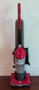 lot 115 image: Dirt Devil Endura Express Vacuum Cleaner