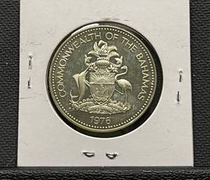 lot 62 image: 1976 Commonwealth of the Bahamas Two Dollar Coin