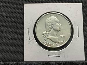 lot 66 image: 1979 Liberty Lobby Silver Round - One Ounce .999 Fine Silver