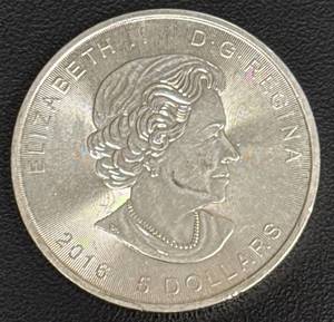 lot 101 image: 2016 Canadian Superman 1 oz Fine Silver $5 Coin