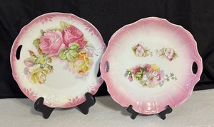 lot 81 image: Pretty Pretty Pink Open Handle Vintage Floral Cake Plates