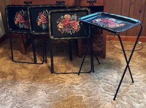 lot 100 image: Vintage Floral Tray Tables