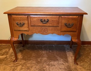 lot 17 image: Distinctive Basset Console Table