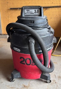 lot 149 image: Dayton Tradesman Wet  Dry Vacuum Model 62768A