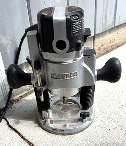 lot 153 image: Sears Craftsman Router Model 320.17543