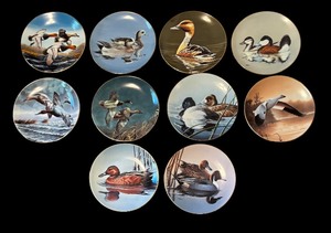 lot 147 image: Collection of 10 Federal Duck Stamp Commemorative Plates