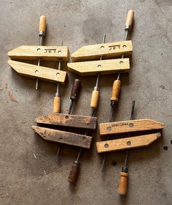 lot 154 image: Wood Clamps by Jet, Craftsman and Jorgenson