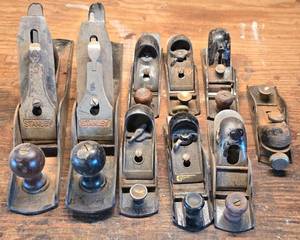 lot 100A image: Variety of Woodworking Planers