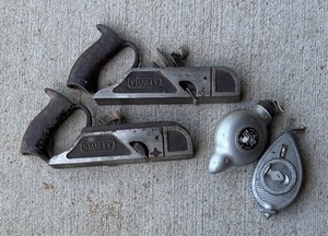 lot 236 image: Stanley Planers and Craftsman Chalk Lines