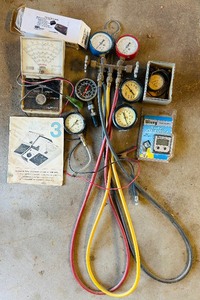 lot 208 image: Variety of Gauges