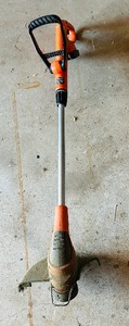lot 167 image: Weed Whip