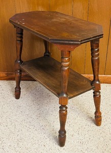 lot 138 image: Vintage Two Tiered Wood Accent Table