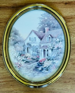 lot 48 image: Vintage Oval Framed Art Print