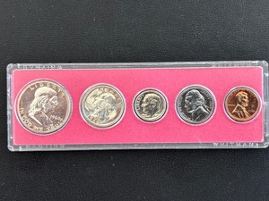 lot 38 image: 1960 Proof Set