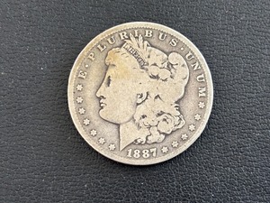 lot 72 image: 1887-O Morgan Dollar