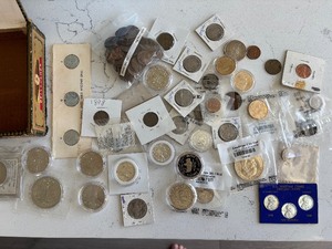 lot 92 image: Assorted Coins