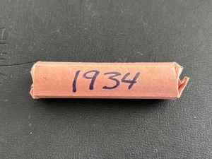 lot 164 image: 1934 Lincoln Cent Roll