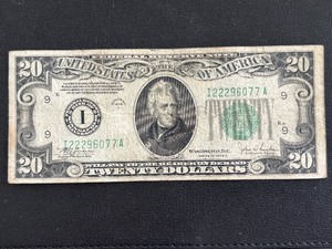 lot 151 image: 1934 C Green Seal $20 Dollar Federal Reserve Note