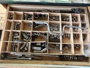 lot 20 image: Huge Lot of Sockets (Metric and SAE)