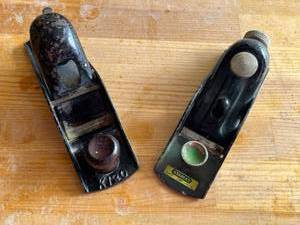lot 40 image: Vintage Stanley No. 118P Block Plane & Keen Kutter K120 Block Plane