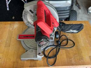 lot 46 image: TOOL SHOP 7.5-Amp 7-14 Single Bevel Compound Miter Saw in Good Working Condition