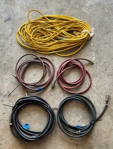 lot 59 image: Air Compressor Hoses (13ft, 14ft, 15ft, 24ft) Plus Heavy Duty Extension Cord
