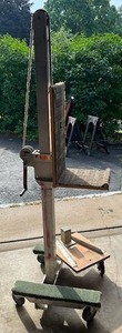 lot 65 image: GIL-LIFT Cabinet Lifter in Working Condition
