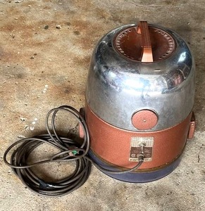 lot 81 image: Vintage 1950s REXAIR Rainbow Model D Canister Vacuum Cleaner in Working Condition