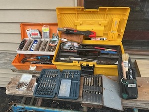 lot 93 image: Drill and Power Bits Plus More