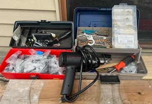 lot 94 image: MILWAUKEE Heat Gun w Assorted Hardware