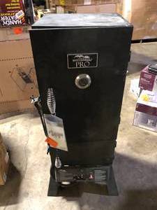 lot 22 image: Masterbuilt 30 in. Dual Fuel Propane Gas and Charcoal Smoker in Black, 731 sq. in. of Cooking Space Customer Returns See Pictures