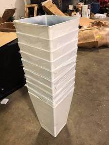 lot 64 image: 10 pieces of Vigoro 11.5 in. Harmony Medium Bright White Plastic Square Planter (11.5 in. L x 11.5 in. W x 20 in. H)  Customer Returns See Pictures