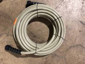 lot 35 image: SIMPSON MorFlex 516 in. x 50 ft. ReplacementExtension Hose with M22 Connections for 3700 PSI Cold Water Pressure Washers   Customer Returns See Pictures