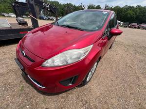 lot 9 image: 2012 Ford Fiesta SE Hatchback 4D