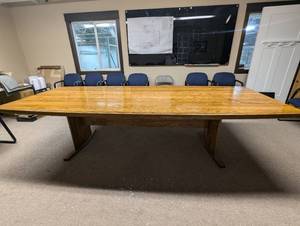 lot 28 image: WOW Solid Oak Boat Shape 10ft Long Conference Table Stunning Wood Craftsmanship With Rich Finish -Perfect For Executive Meetings Or Boardrooms - Timeless Design -Great Condition With Minor Surface Wear -Fully disassembled -Fork Lift At Site 