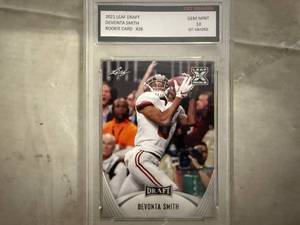 lot 4 image: 1st Graded Gem Mint 10 Devonta Smith Rookie