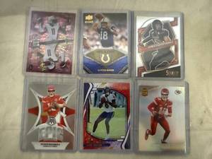 lot 11 image: Lot of 6 Football Cards