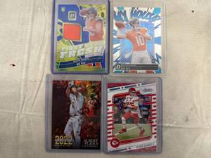 lot 14 image: Lot of 4 Football and Baseball Cards