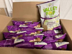 lot 121 image: 12 Bags of Valley Pop Parmesan Garlic Popcorn
