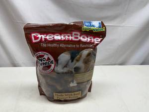 lot 59 image: 80 Mini DreamBones
