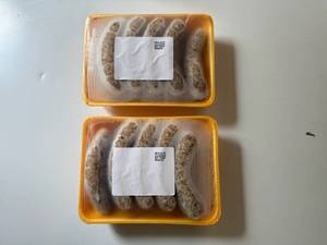 lot 72 image: CC. 2x 10ct Bratwurst