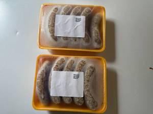 lot 73 image: CC. 2x 10ct Bratwurst