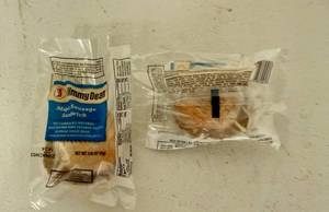 lot 95 image: EE. 25x Jimmy Dean Maple Sausage Sandwich