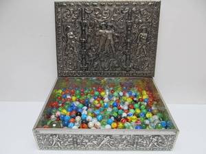 lot 61 image: Vintage West German Tin Box FULL of Old Vintage Marbles
