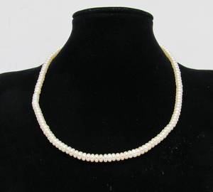 lot 83 image: Genuine Freshwater Pearl & 10K Gold Necklace - 18 Length